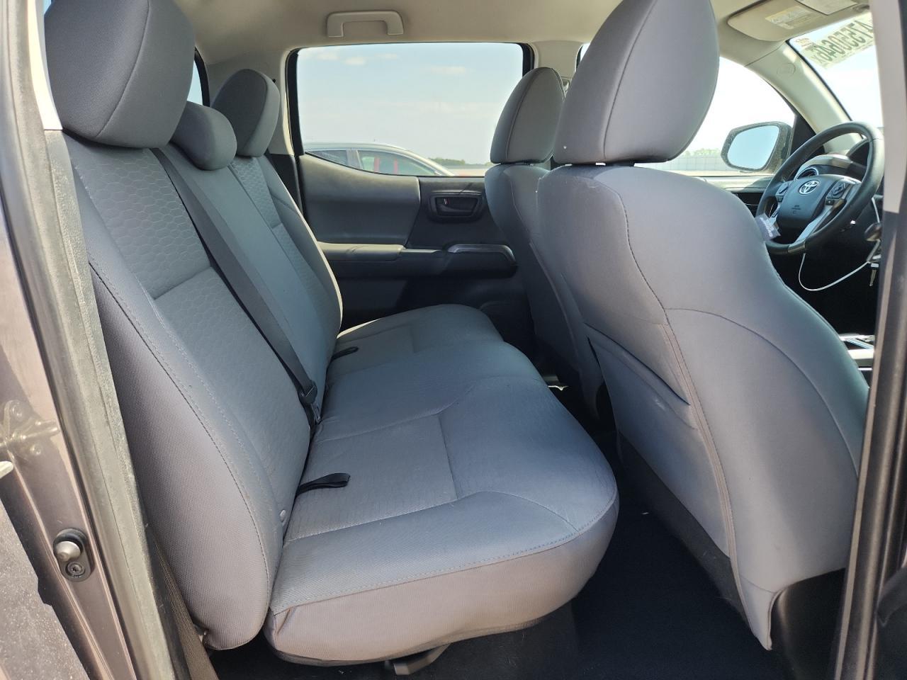 2017 Toyota Tacoma SR5 V6