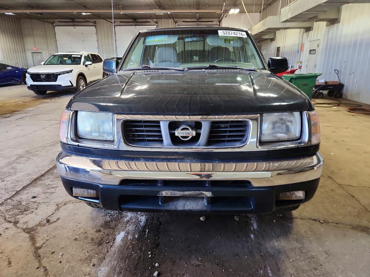 1999 Nissan Frontier XE-V6