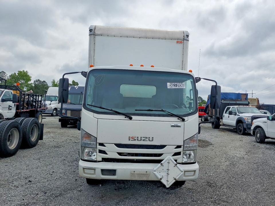 2017 Isuzu NRR BOX Truck