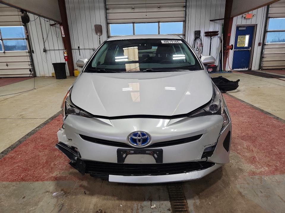 2016 Toyota Prius two
