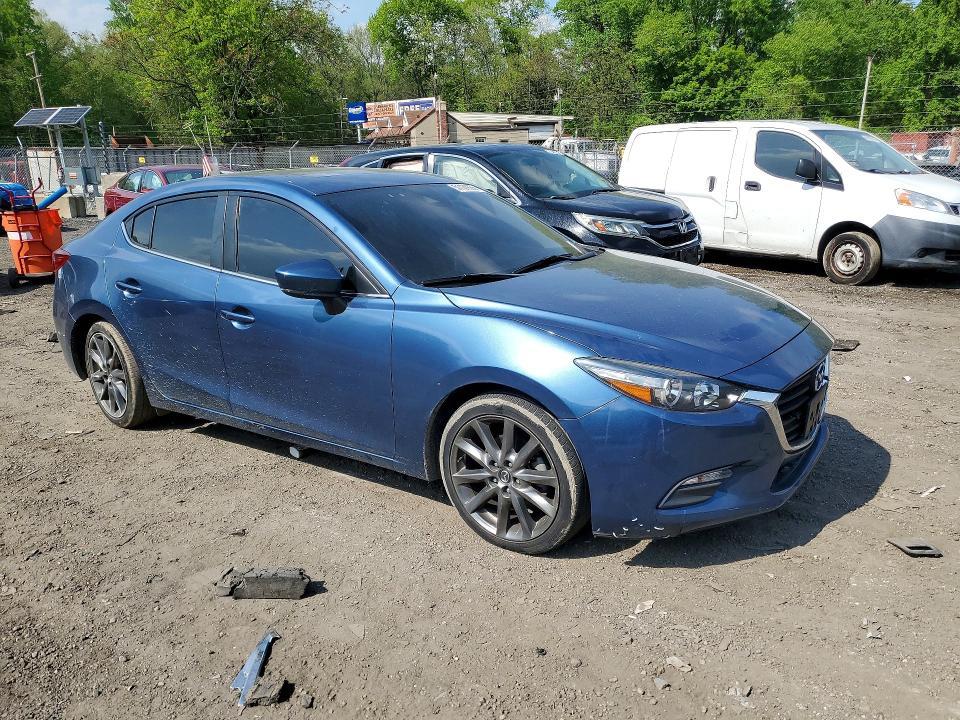 2018 Mazda 3 Touring