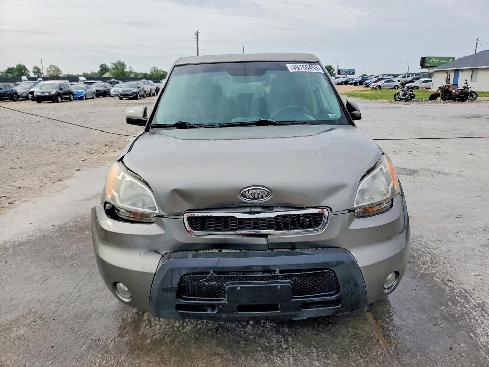 2010 KIA Soul +