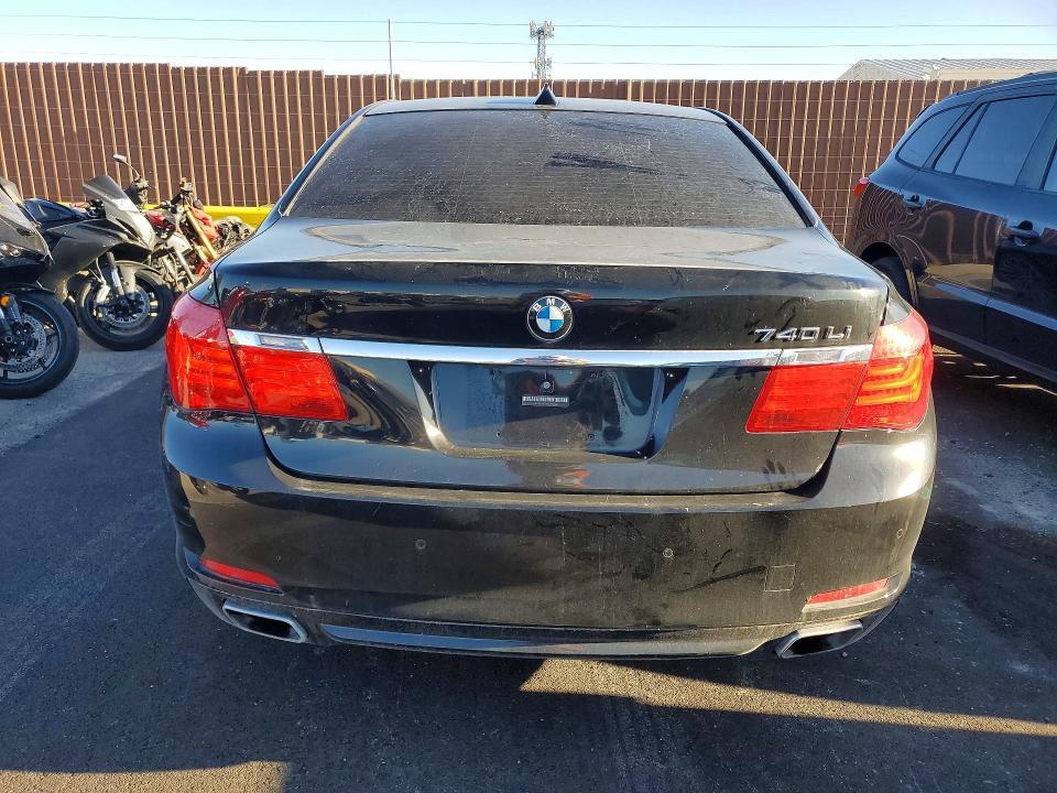 2011 BMW 740 li