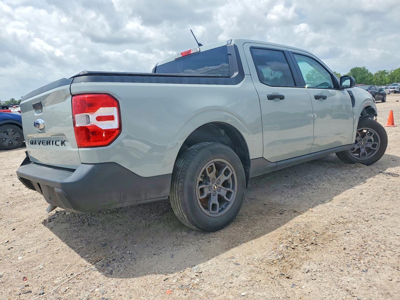 2023 Ford Maverick XL