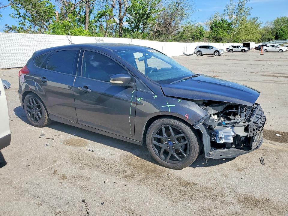 2016 Ford Focus se
