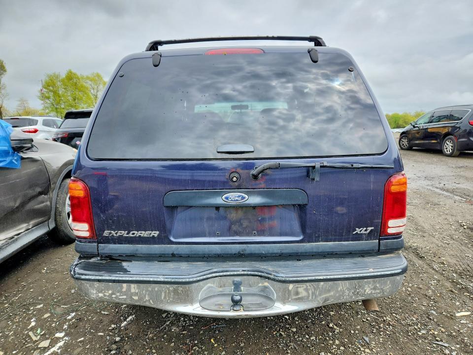 2000 Ford Explorer xlt