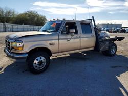 Camiones salvage a la venta en subasta: 1997 Ford F350 Flatbed Truck