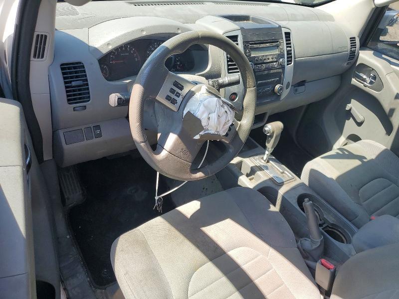 2016 Nissan Frontier s