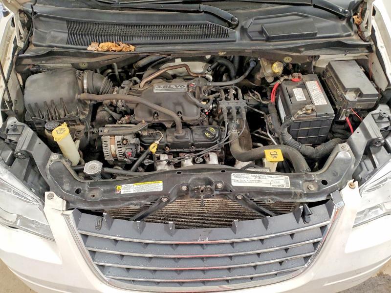 2010 Chrysler Town & Country Touring