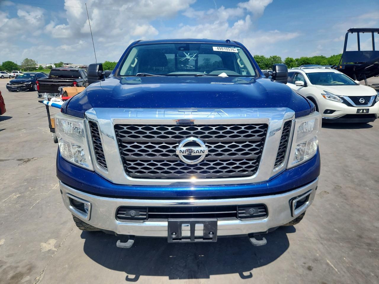 2017 Nissan Titan XD SV