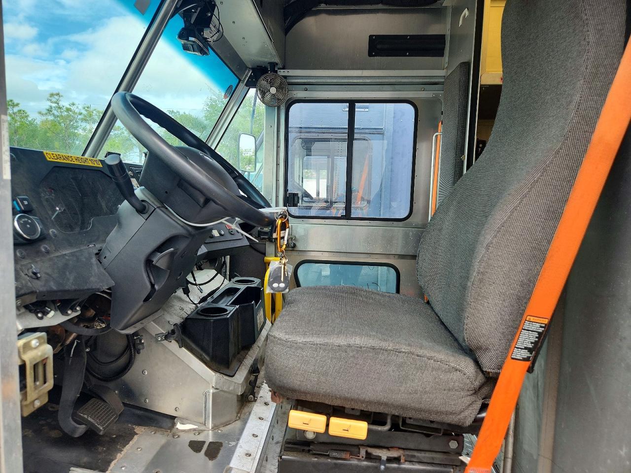 2021 Ford F59