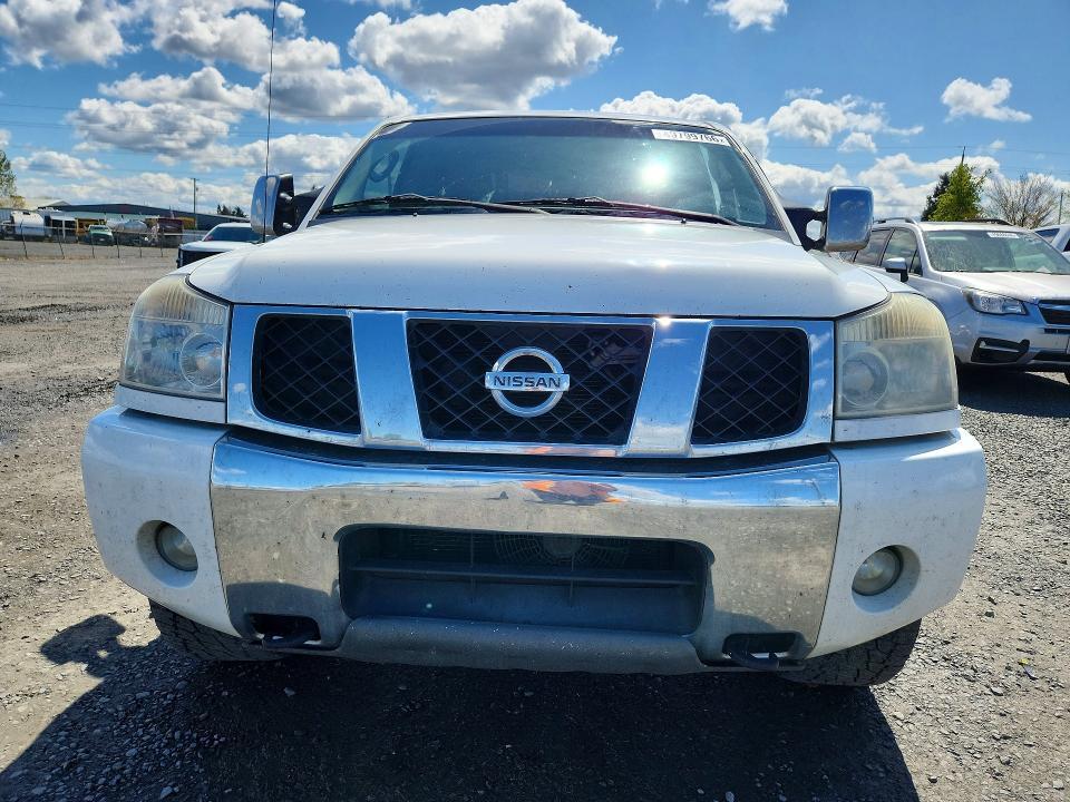 2005 Nissan Titan xe