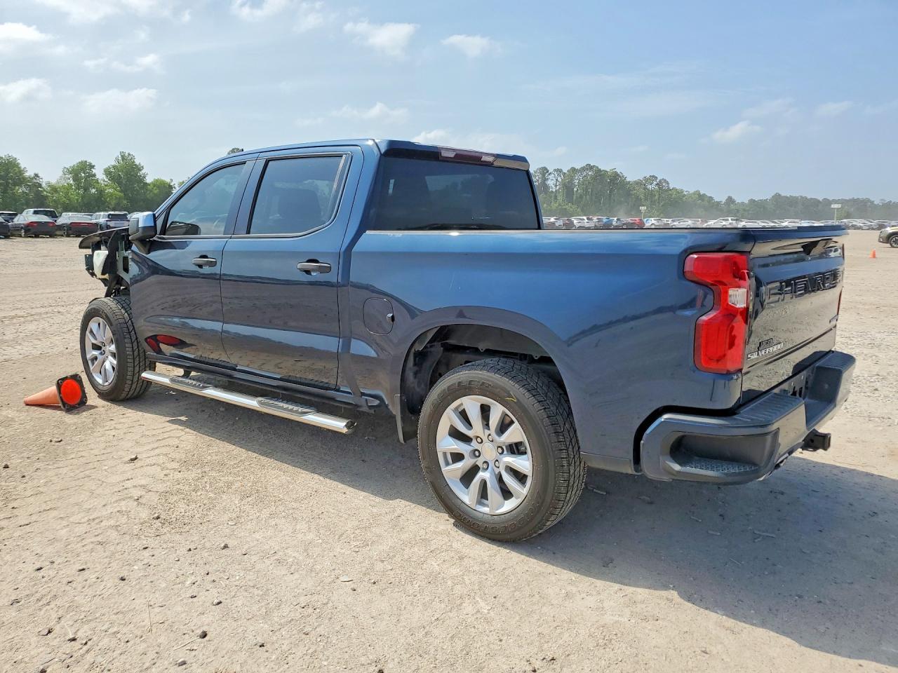 2020 Chevrolet Silverado C1500 Custom