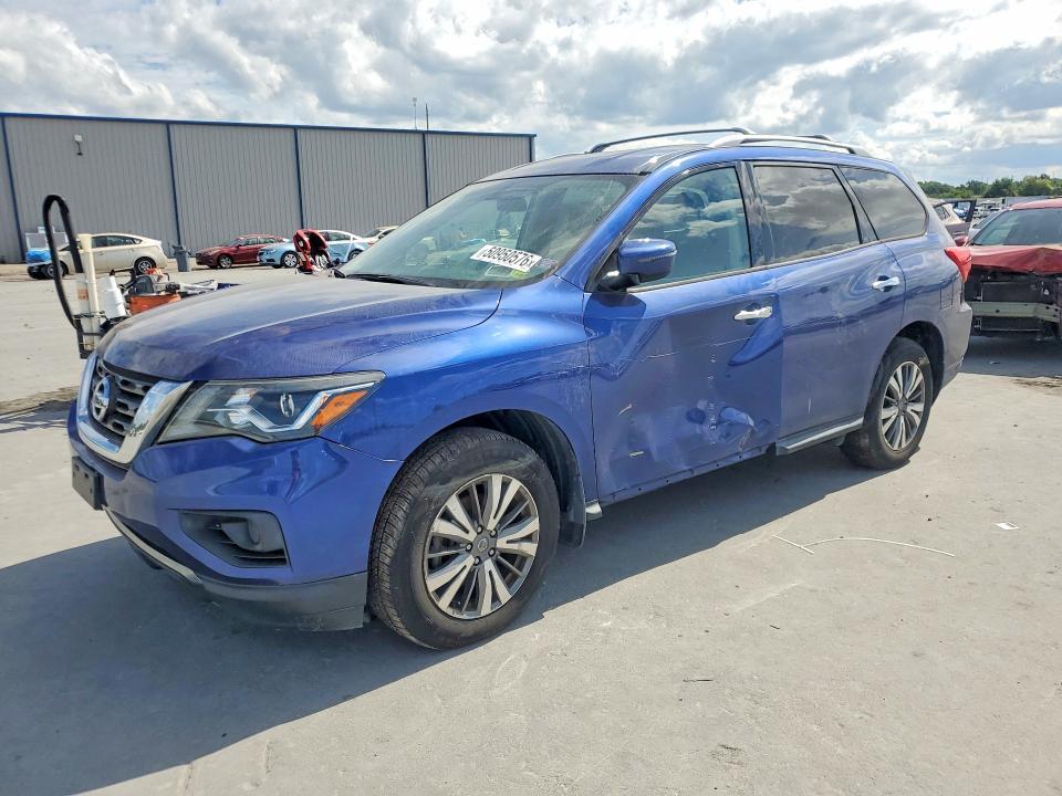 2020 Nissan Pathfinder s