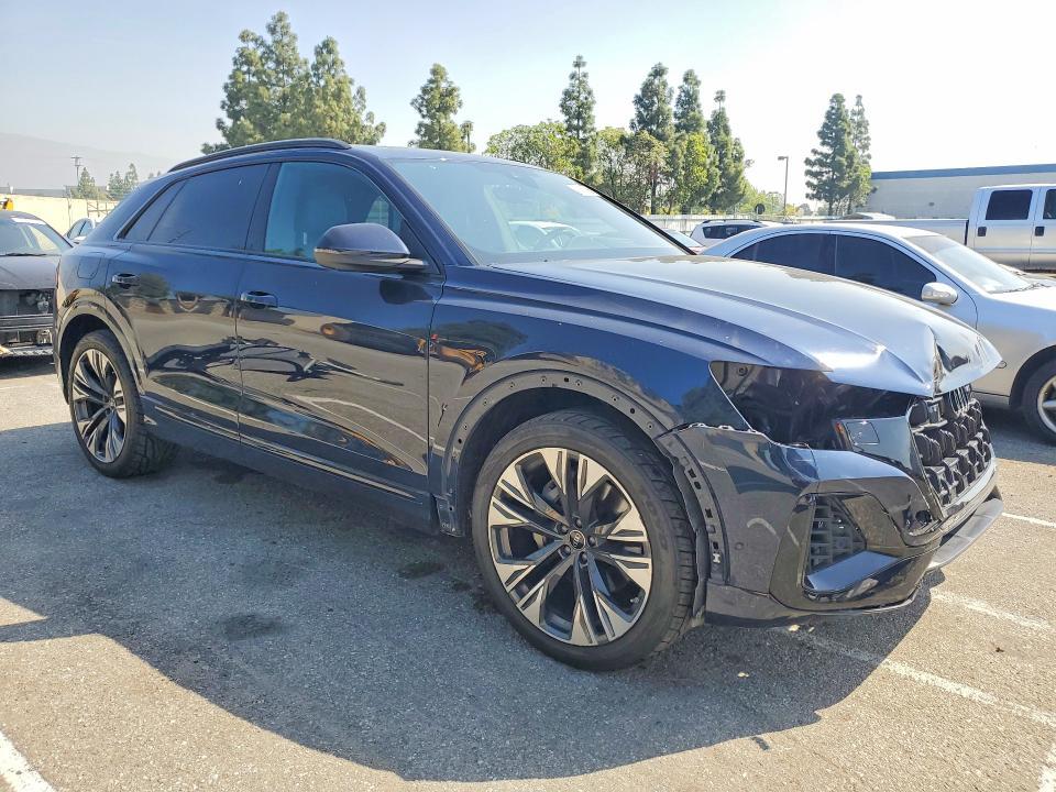 2024 Audi Q8 Prestige