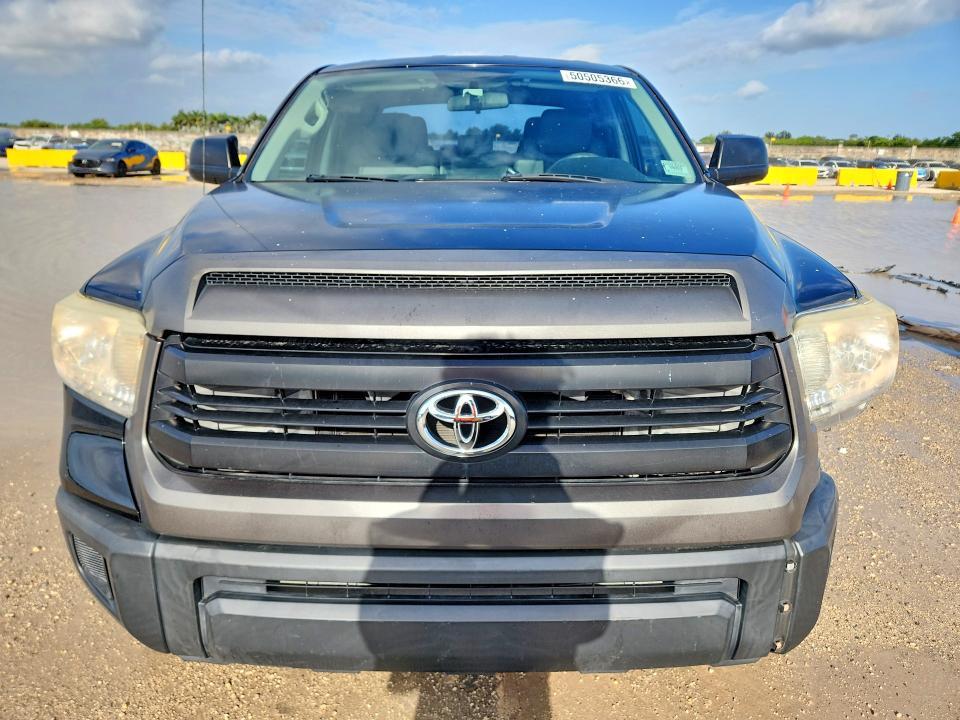 2015 Toyota Tundra SR