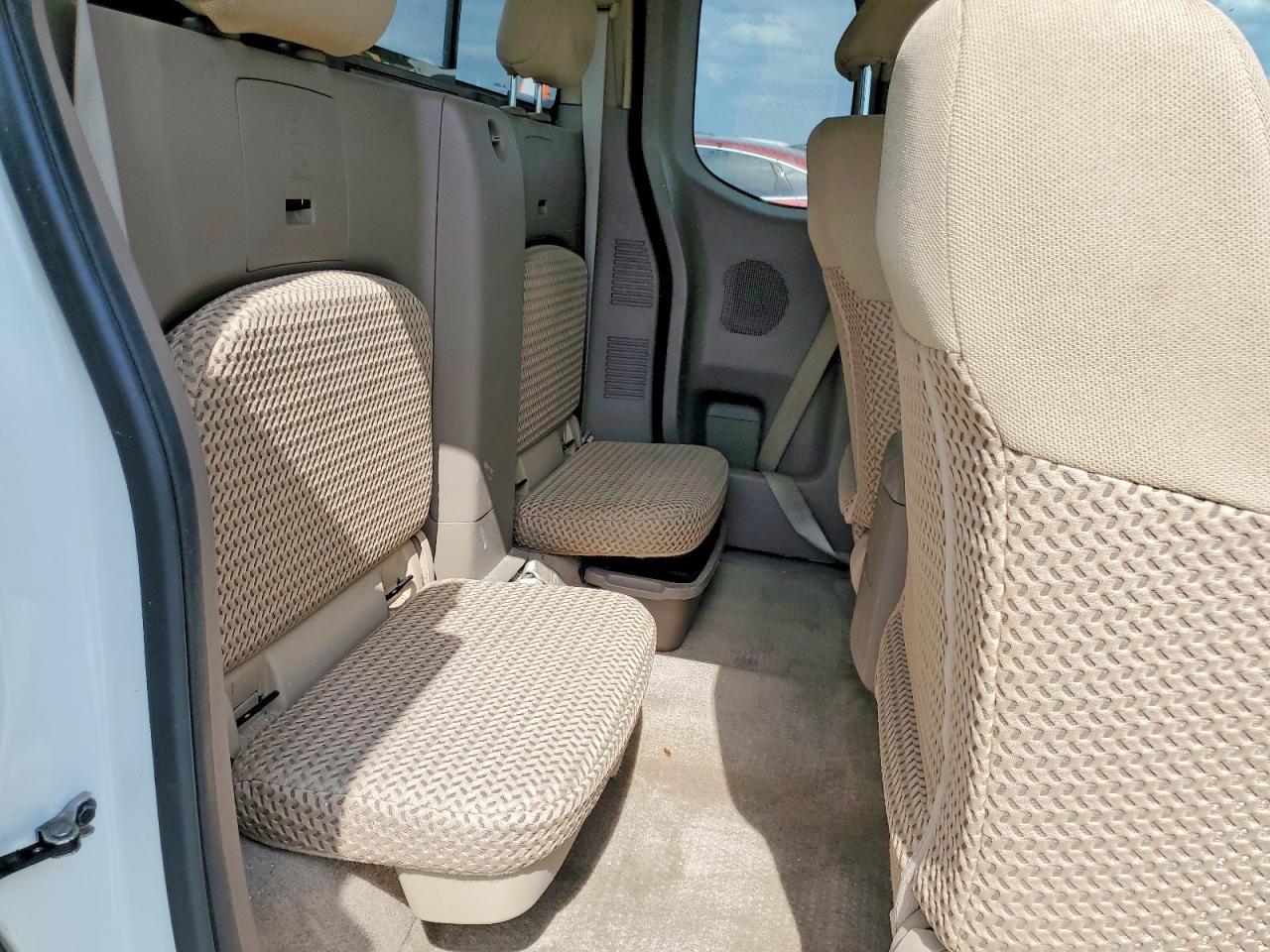2017 Nissan Frontier S