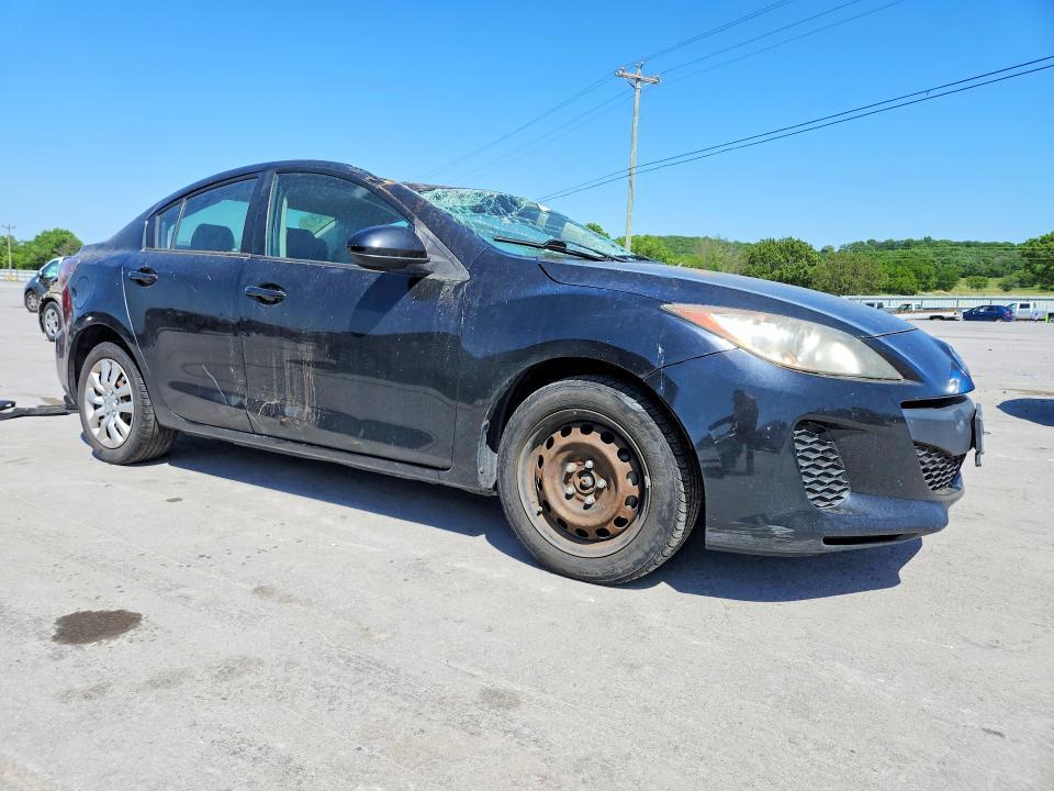 2013 Mazda 3 I