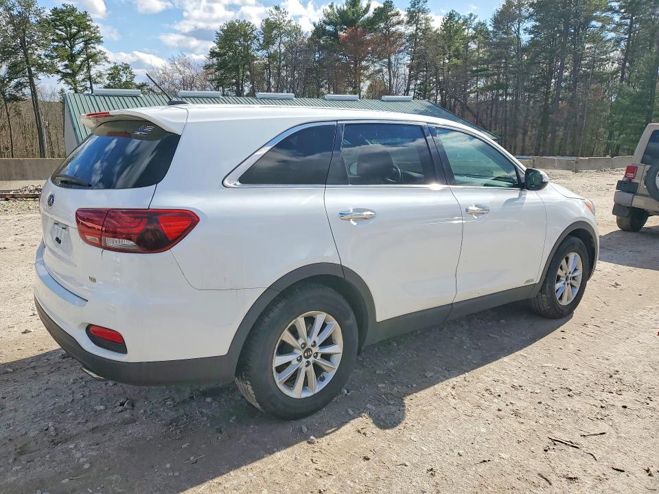 2019 KIA Sorento lx V6