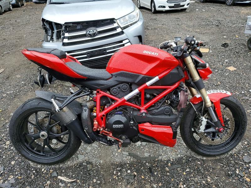 2013 Ducati Streetfighter 848