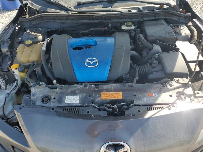 2013 Mazda 3 I