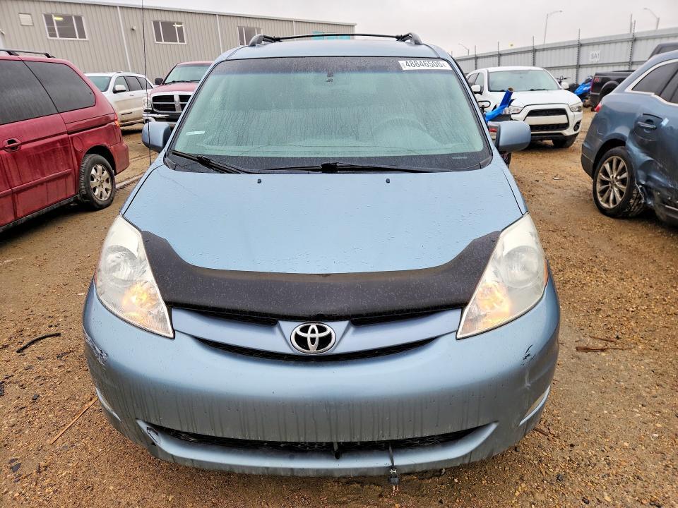 2007 Toyota Sienna ce 7-passenger