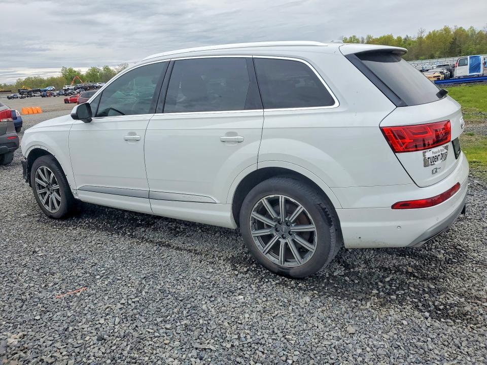 2019 Audi Q7 Premium Plus
