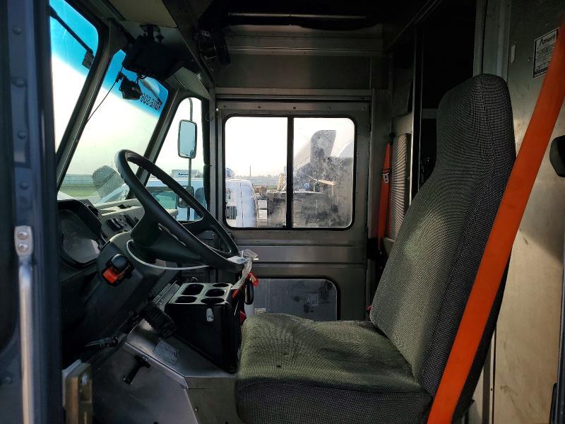 2020 Freigliner 2020 Freightliner MT45 Delivery Truck