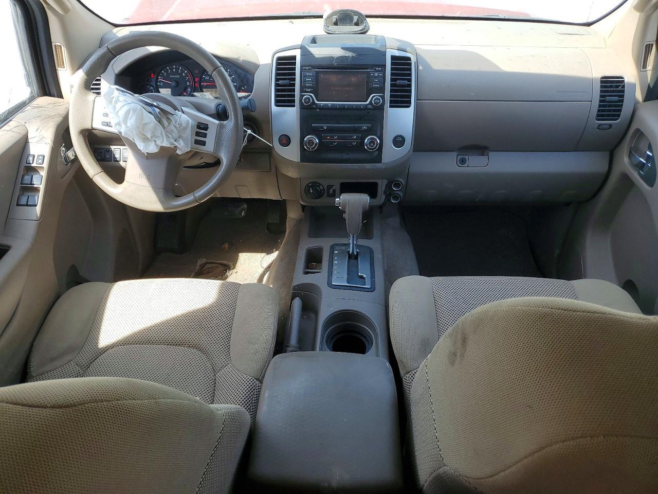 2016 Nissan Frontier SV