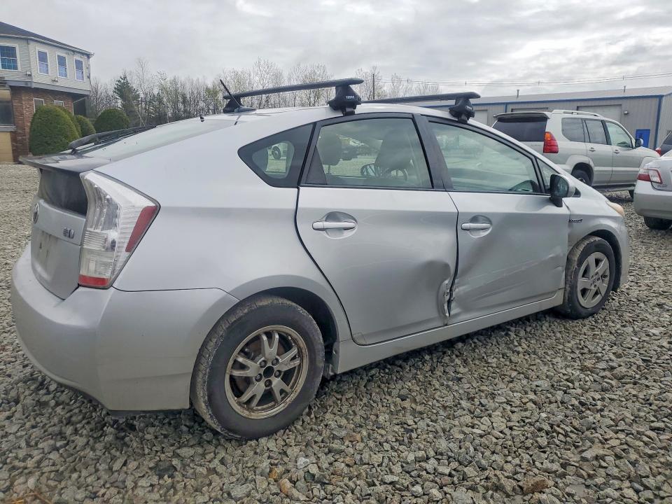 2011 Toyota Prius Three