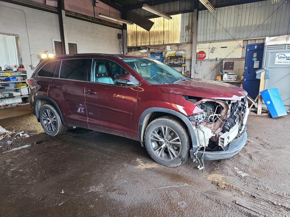 2016 Toyota Highlander xle