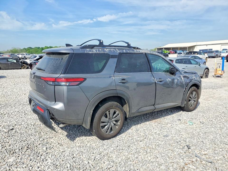 2026 Nissan Pathfinder sv