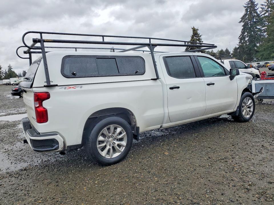 2022 Chevrolet Silverado K1500 Custom
