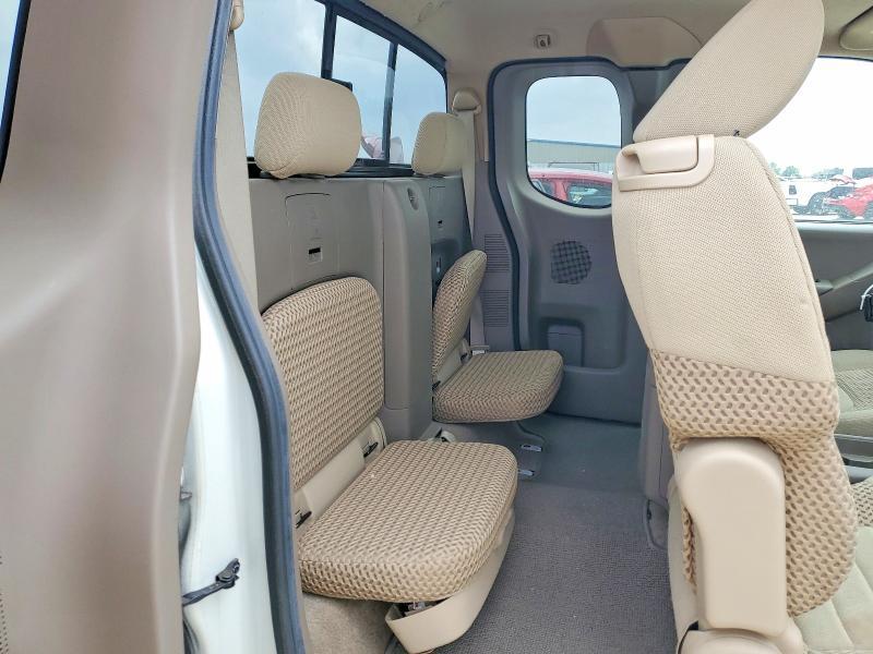 2013 Nissan Frontier SV V6