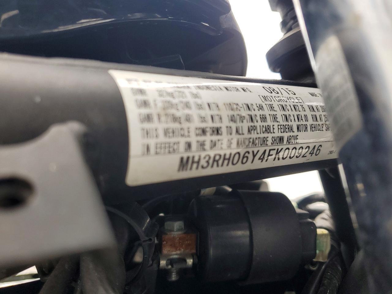 2015 Yama YZFR3