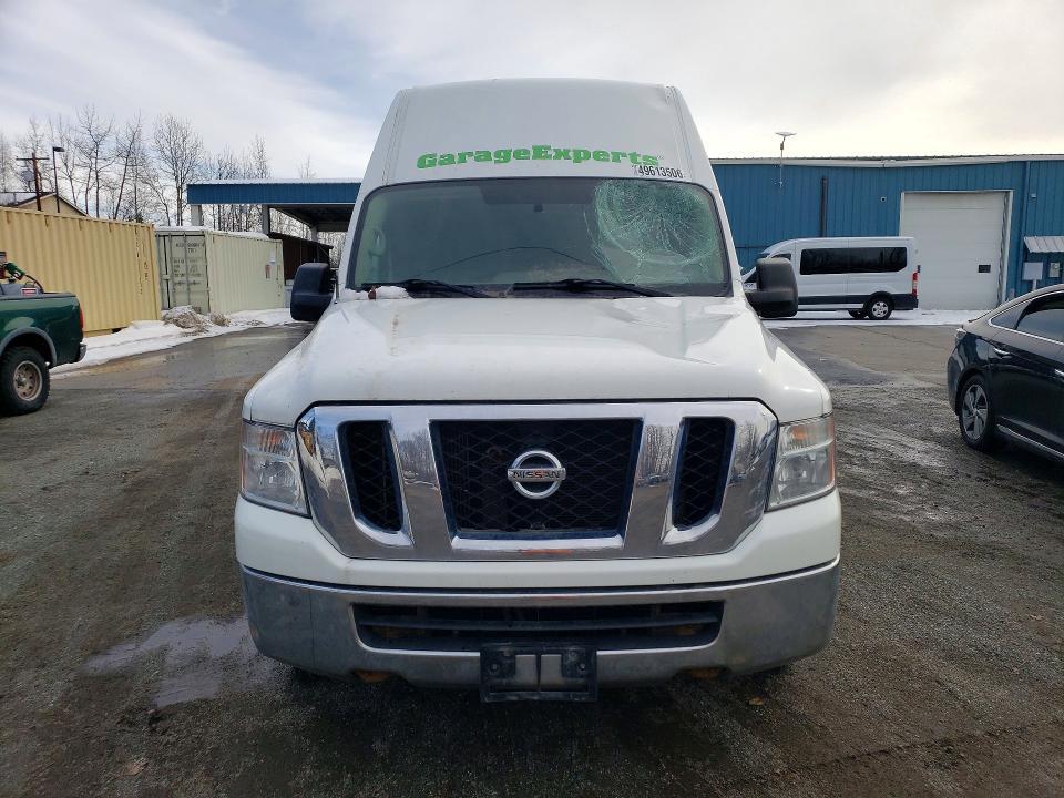 2019 Nissan NV 2500 HD SL