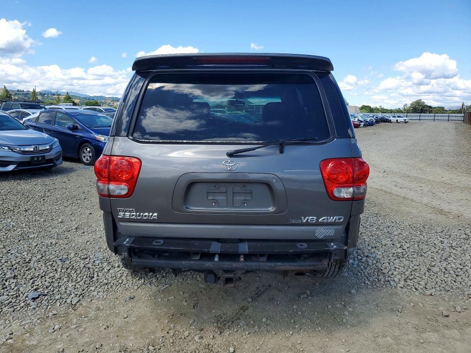 2005 Toyota Sequoia Limited