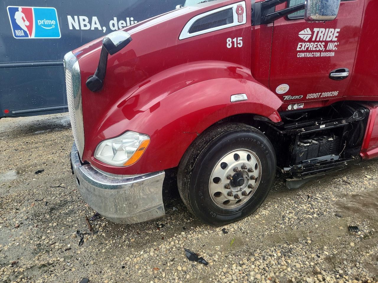 2021 Kenworth T680 Semi Truck