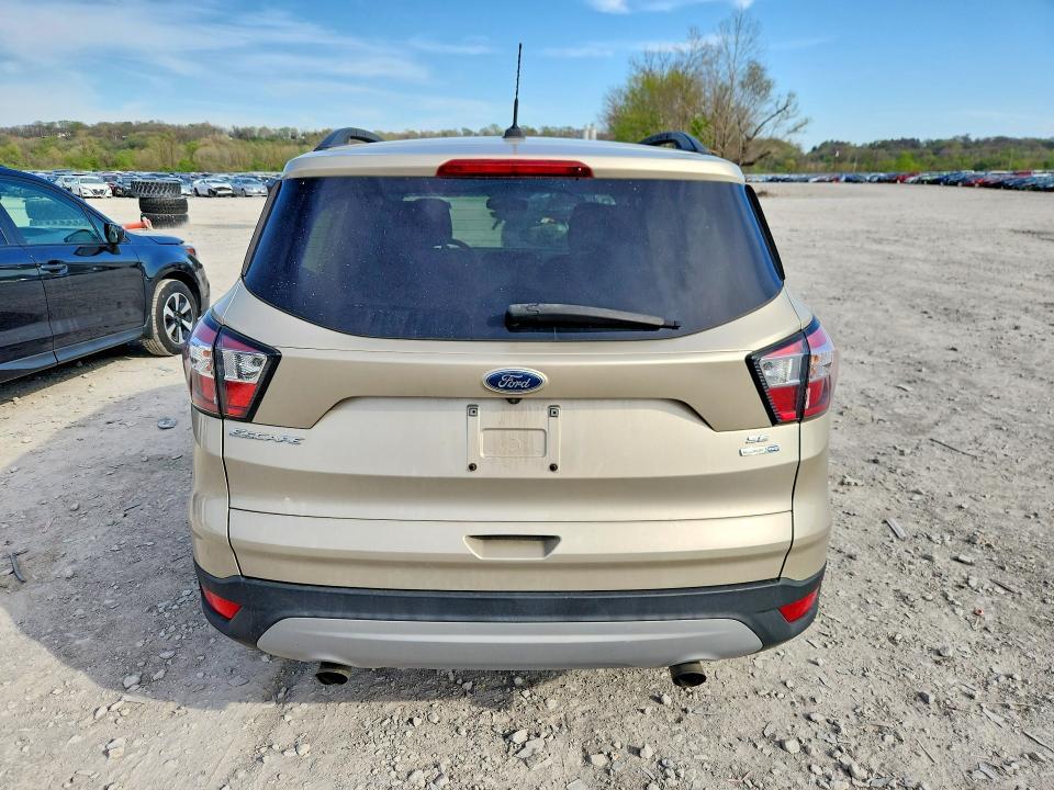 2018 Ford Escape se