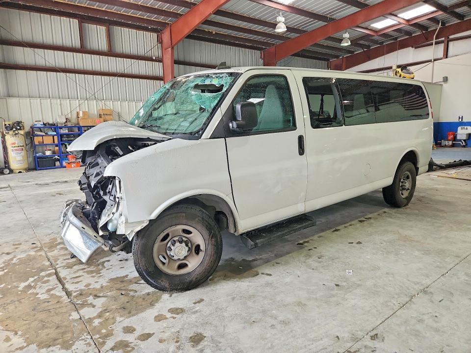 2021 Chevrolet Express G3500 LT