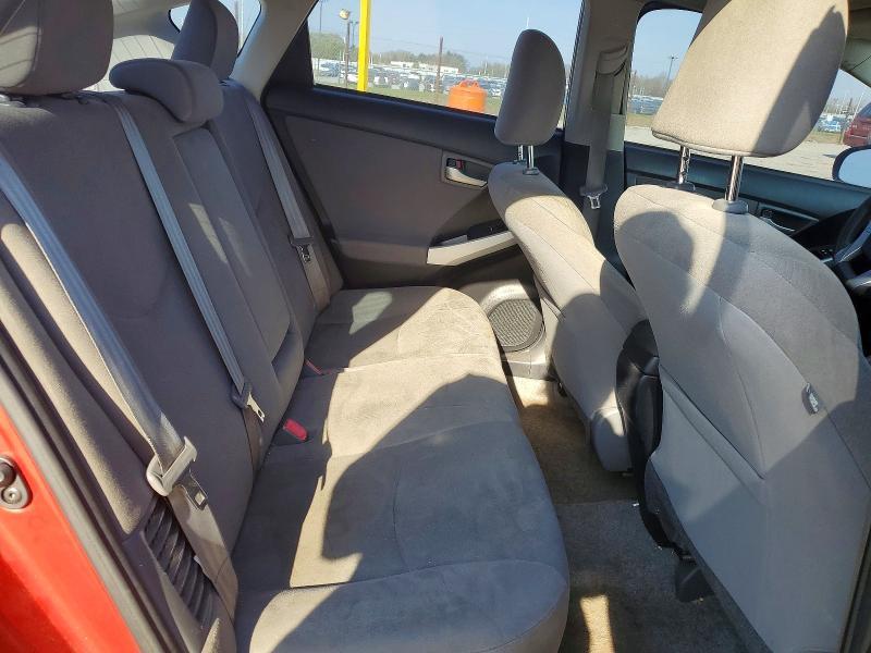 2015 Toyota Prius two