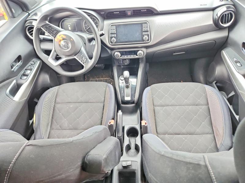 2018 Nissan Kicks sv
