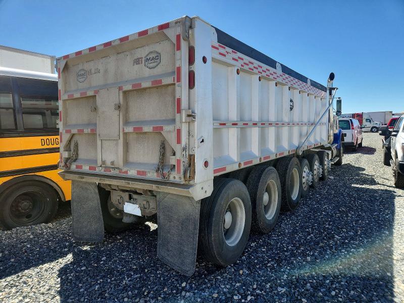 2014 Kenworth Construction W900
