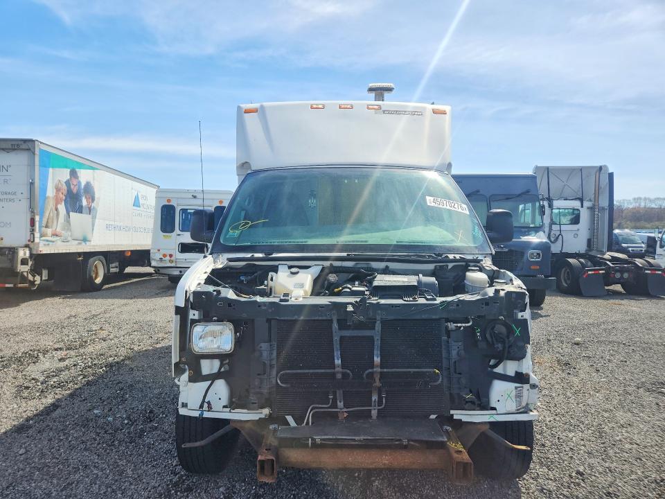 2014 GMC Savana Utility / Service Truck