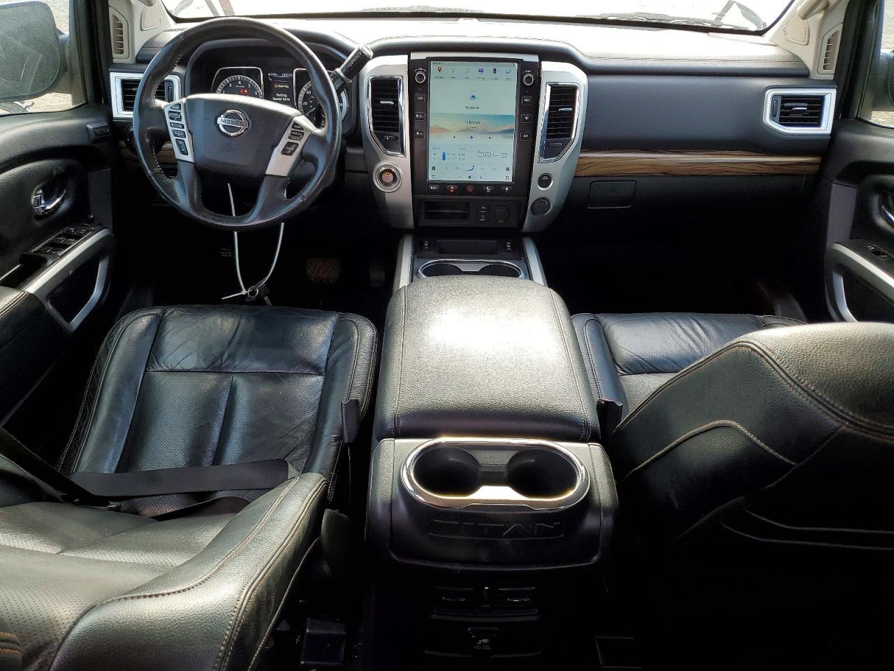 2017 Nissan Titan SL