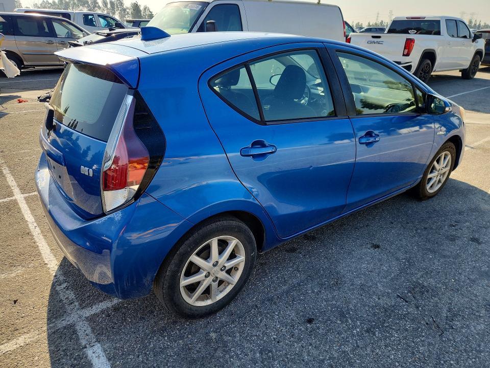 2015 Toyota Prius c Three