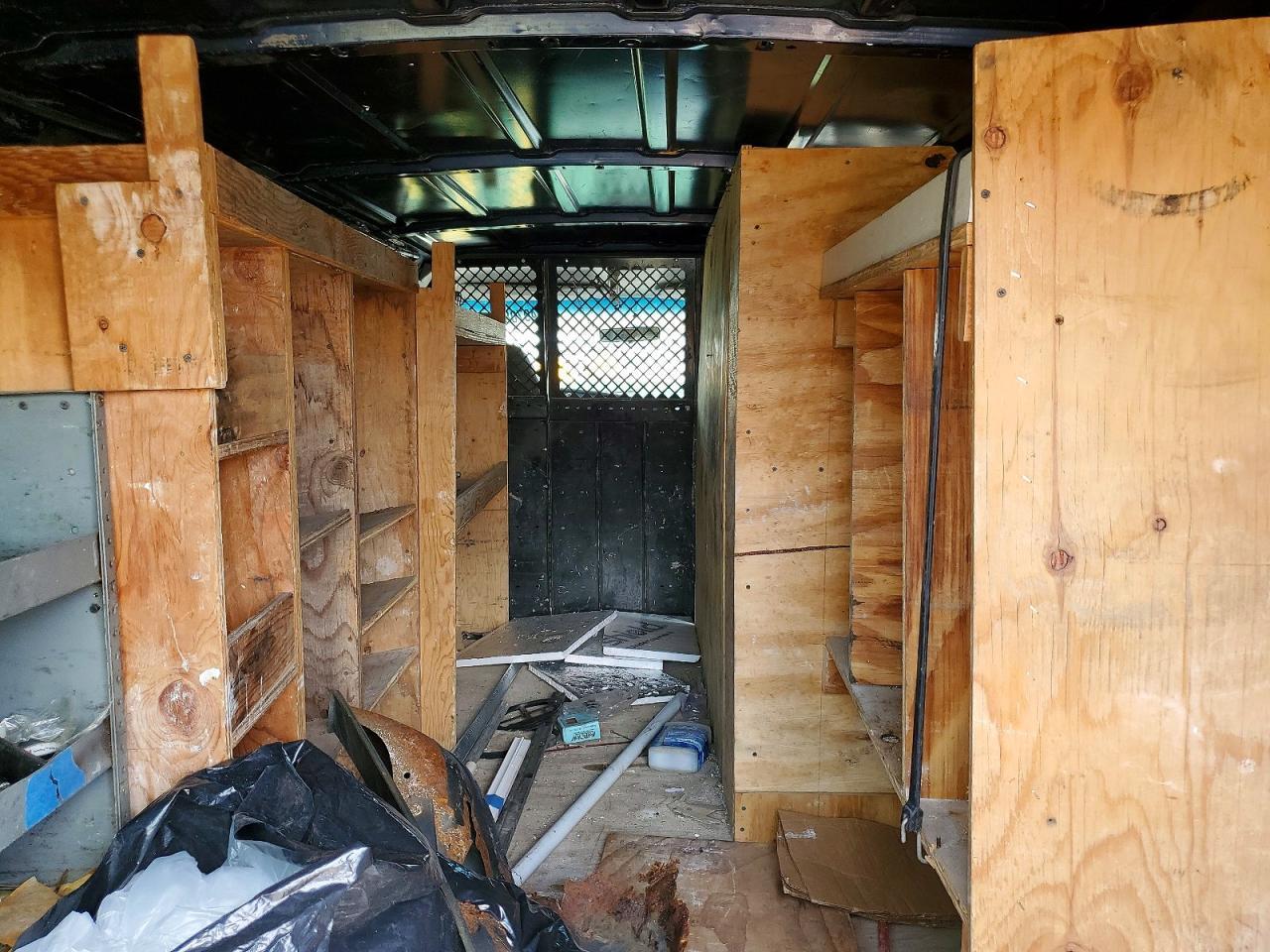 2001 Ford E350 Utility / Service Van