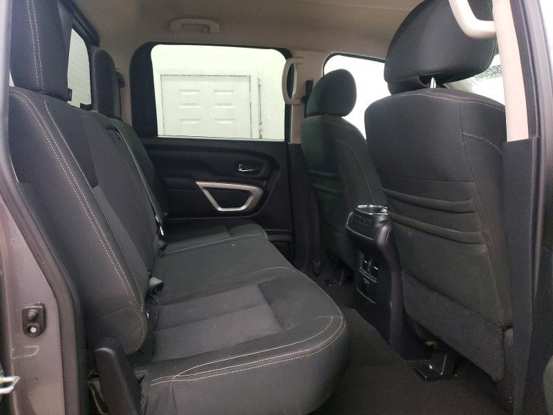 2017 Nissan Titan XD SV