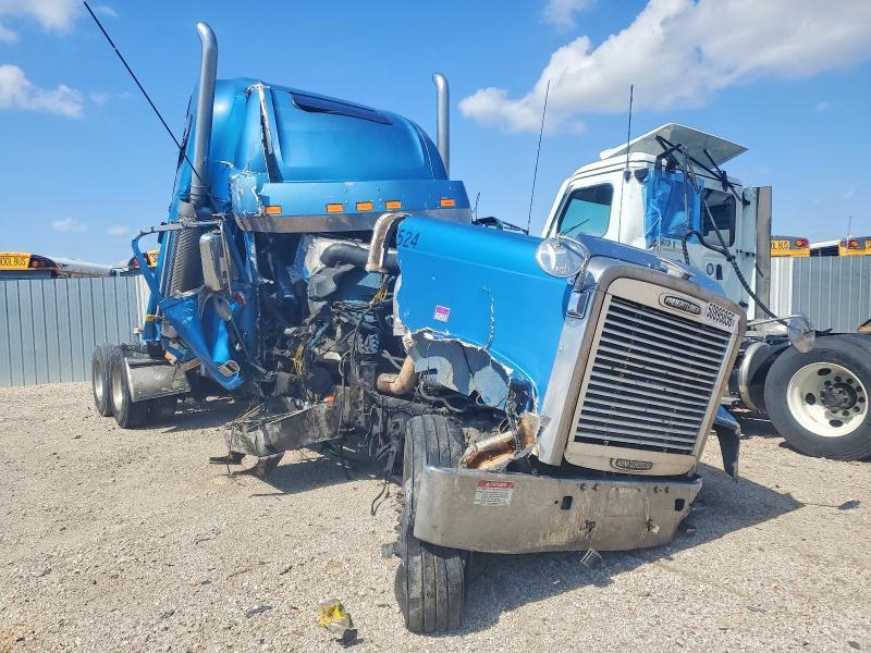 2007 Freightliner FLD132 Semi Truck