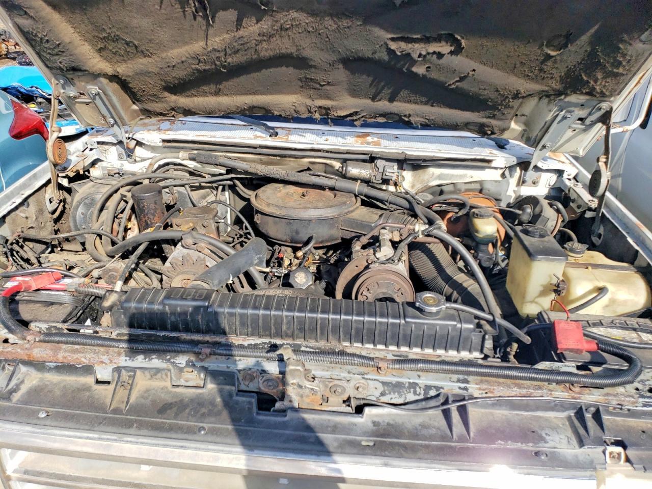 1987 Ford F350 Super Duty Flatbed Truck